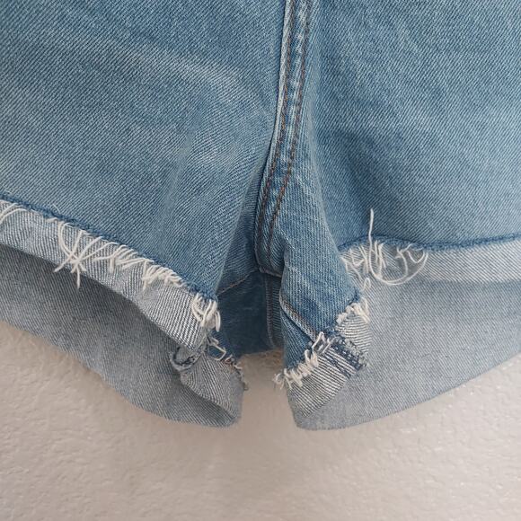 Abercrombie & Fitch High Rise Mom Cut Off Shorts Size 32/14 - Picture 4 of 7